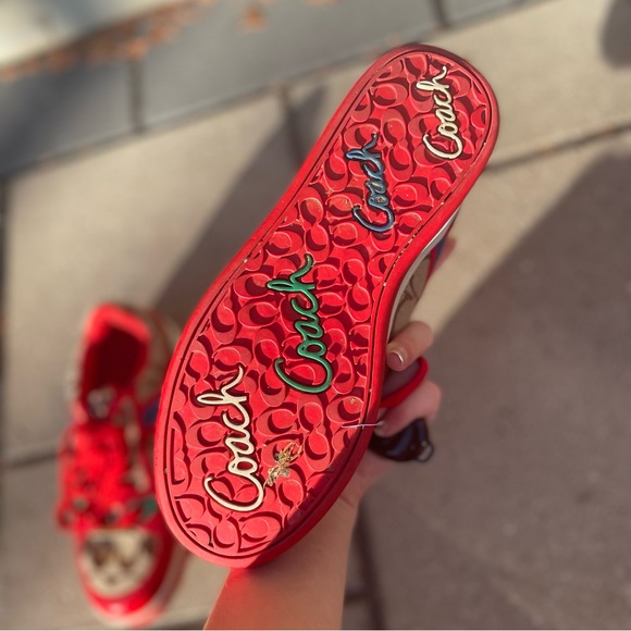 Coach Y2K Oriana Khaki sneakers - Picture 7 of 16